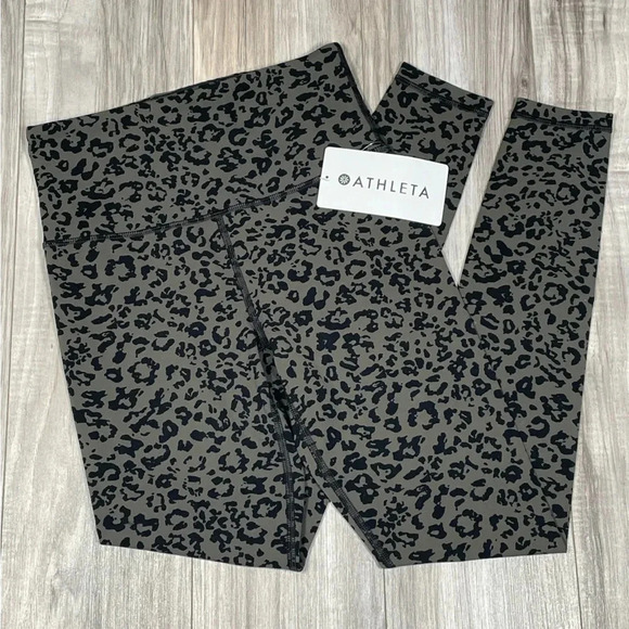 Athleta Elation Ultra High Rise Leggings -‎ Gray Cheetah NEW - Picture 11 of 11